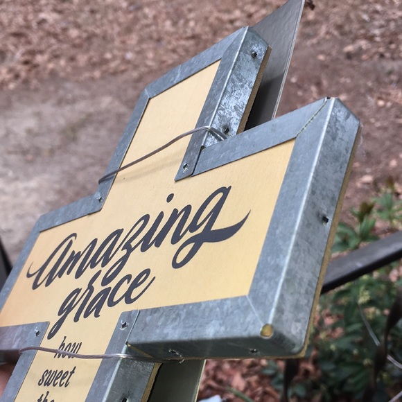 Wooden galvanized standing or wall cross “amazing grace how sweet the sound” NEW - Picture 15 of 17